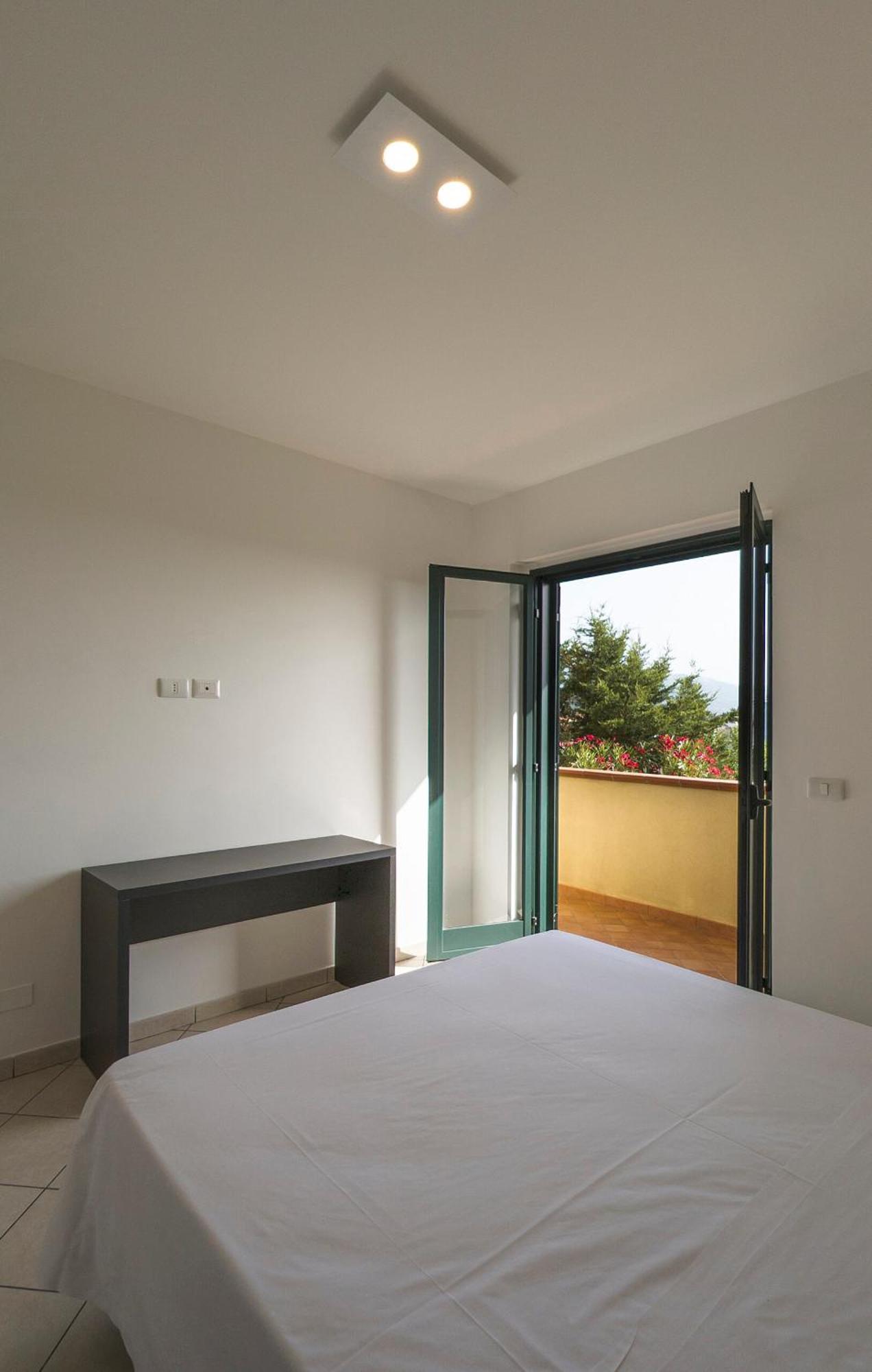 Magico Apartments - 450M Dalla Spiaggia Capo d'Orlando Exterior photo