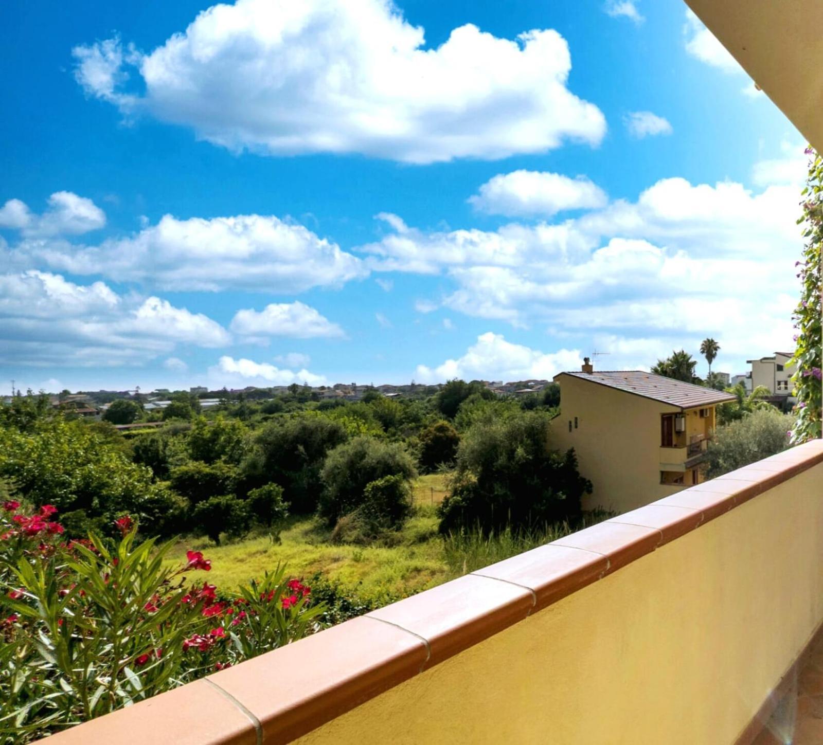 Magico Apartments - 450M Dalla Spiaggia Capo d'Orlando Exterior photo